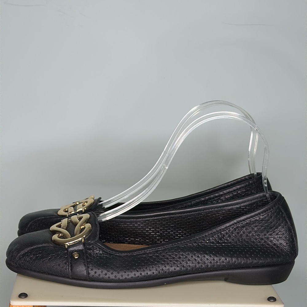 Aerosoles Women's High Bet Ballet Flats
Size 7 .5 Medium. - Picture 4 of 10